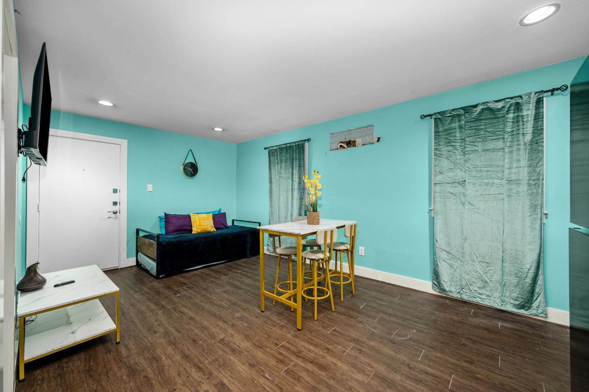 1Br Apt With Fully Equipped Kitchen Close To Major Attractions Houston Exterior photo